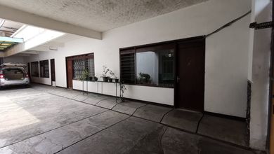 Dijual Tanah dan Bangunan Gudang  di Nana rohana