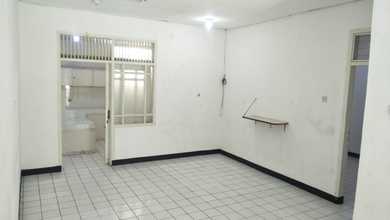 Jual Rumah Strategis di Taman Kopo Indah, Bandung - LT 130m²