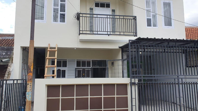 Rumah Dijual di Bojongsoang, Bandung, LB 175m², Harga Terbaik!