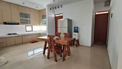 Rumah Prestisius di Kawasan Resor Dago Pakar, Bandung, LB 235m², Harga 4 Miliar