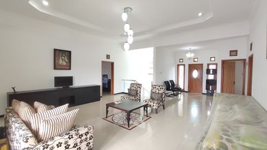 Rumah Sewaan Murah di Geger Kalong, Bandung, 5 KT, Harga 160 Juta /tahun