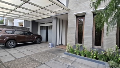 Kesempatan Eksklusif, rumah Mewah di Batununggal, Bandung, LB 625m²