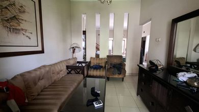 Hunian Elite di Kawasan Batununggal, Bandung, LB 200m², Harga 4,95 Miliar