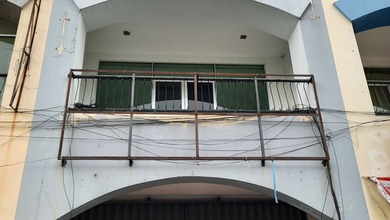 Ruko Sewa Metro Indah Mall 3 Lantai Siap Pakai Cocok untuk Tempat Les.kantor.gudang
