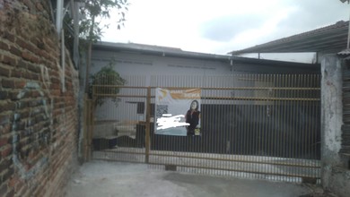 Gudang Siap Pakai 1 Lantai SHM Bebas Banjir Dekat Akses Tol Danjl Soekarno Hatta