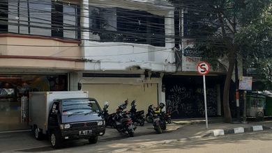 Ruko Jual Cepat 3 Lantai di Mainroad Antapani Lokasi Strategis