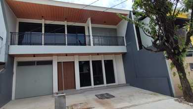 Rumah Sewa Nyaman Lokasi Moch Toha, Bandung, LB 320m²