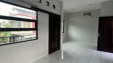 Jual Rumah Nyaman di Taman Kopo Indah, Bandung - LT 128m²