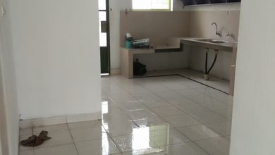 Dijual Rumah Strategis di Taman Kopo Indah, Bandung - LT 114m²