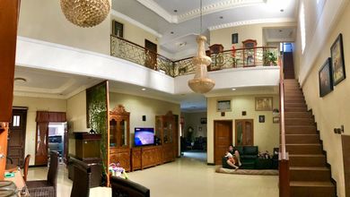 Dijual rumah Premium di Margacinta, Bandung - LT 244m²