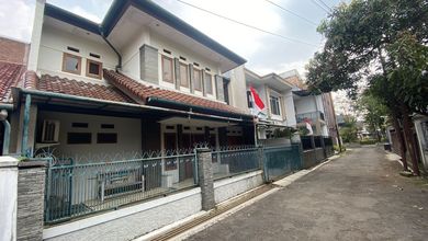 Kesempatan Langka, rumah Prestisius di Turangga, Bandung, LB 200m²