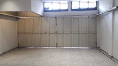 Ruko Di Jalan Dalem Kaum, Regol Kota Bandung