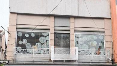 Ruang Usaha di Dalam Kaum Alun-Alun Kepatihan Kota Bandung