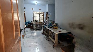 Dijual Rumah Nyaman di Taman Kopo Indah, Bandung - LT 245m²