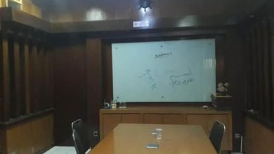 Properti Siap Pakai di Kawasan Batununggal, Bandung, LT 144m²