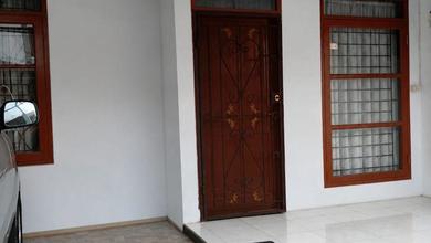 Rumah Dijual di Taman Holis Indah, Bandung, LB 90m², Harga Kompetitif!