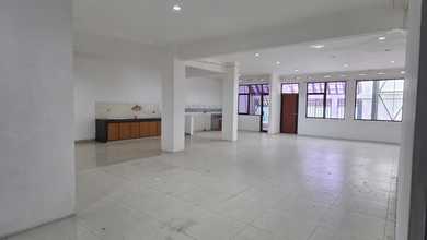 Ruko Rendeng di Mainroad Batununggal Kota Bandung