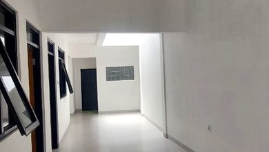 Promo Rumah di Andir, Bandung, LB 110m², Harga 1,4 Miliar