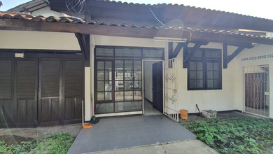 Rumah Siap Huni di Area Kopo Permai, Bandung, LT 212m²