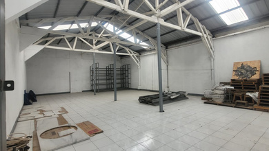  Gudang & Kantor  di Jl. Holis Raya, Holis Cigondewah