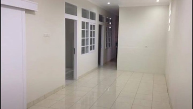 Kesempatan Rumah di Moch Toha, Bandung, LB 150m², Harga 2,2 Miliar