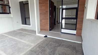 Dijual Rumah Strategis di Taman Kopo Indah, Bandung - LT 92m²