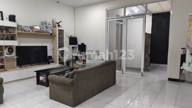 For Sale rumah Eksklusif di Taman Kopo Indah, Bandung - LT 221m²