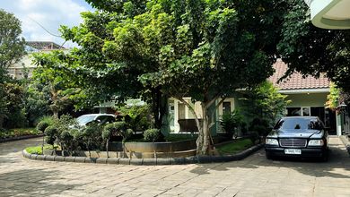 Penawaran Langka, rumah Mewah di Setiabudi, Bandung, LB 300m²