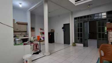 Rumah Siap Huni di Kawasan Taman Kopo Indah, Bandung, LT 210m²