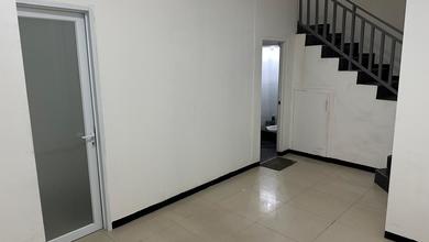 Dijual Ruko Tiga Lantai Lokasi Prima Jl. Karapitan No.51, Paledang, Lengkong, Kota Bandung, Jawa Barat, Indonesia, 40261