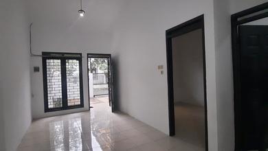 Rumah Sewa Murah Lokasi Taman Kopo Indah, Bandung, LB 70m²
