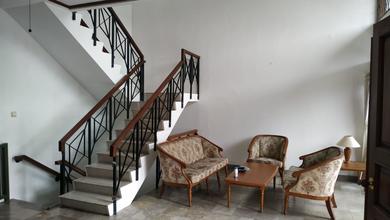 Kontrakan Murah di Setra Duta, Bandung, 4 KT, Harga 75 Juta /tahun