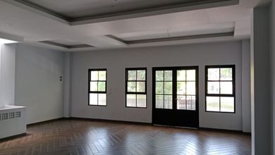 Dijual Tempat Usaha 4 Lantai Di Sayap Riau BaNdung