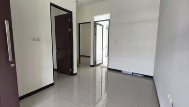 Rumah Dijual di Taman Kopo Indah, Bandung, LB 54m², Harga Kompetitif!