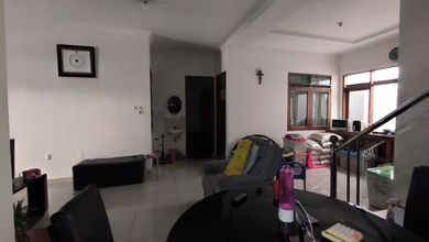 Dijual rumah Mewah di Batununggal, Bandung - LT 180m²