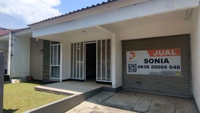 Rumah Siap Pakai di Area Babakan Ciparay, Bandung, LT 189m²