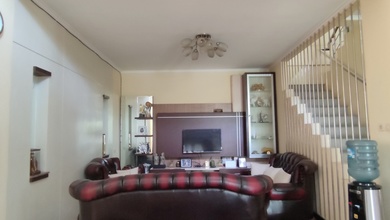 Kesempatan Eksklusif, rumah Mewah di Pondok Hijau, Bandung, LB 500m²