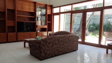 Disewakan Rumah Minimalis Kawasan Pasteur, Bandung, LT  325 m2