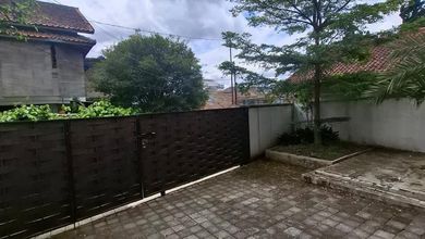 Hunian Elegan di Bandung Utara, Bandung, 3 KT, LT 261m²