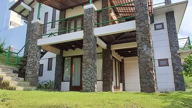 Jual Cepat Villa Apik Siap Huni di Istana Bunga Bandung Utara