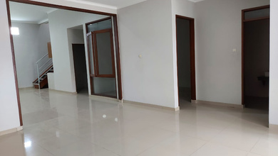 Jual Rumah Nyaman di Lengkong, Bandung - LT 162m²