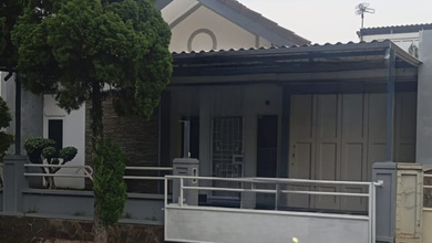 Rumah Elegan di Singgasana, Bandung, 3 Kamar Tidur, LT 180m²