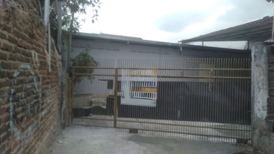 Gudang Di Holis Permai 