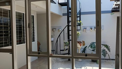 Properti Siap Huni di Kawasan Taman Holis Indah, Bandung, LT 187m²
