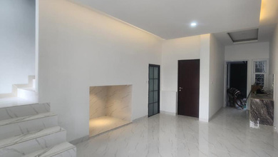 Rumah Dijual di Kopo Permai, Bandung, LB 140m², Harga Kompetitif!