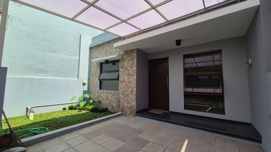 Hunian Favorit di Taman Kopo Indah, Bandung, 3 KT, Harga 1,45 Miliar