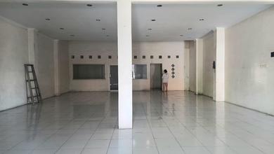 Ruang Usaha + Rumah Tinggal Mainroad Soekarno Hatta