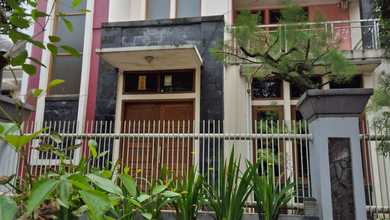 Rumah Elegan di Bandung Kota, Bandung, 6 KT, LT 227m²