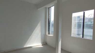 For Rent Ruko 3 Lt Lokasi Strategis di Kopo Mas Regency