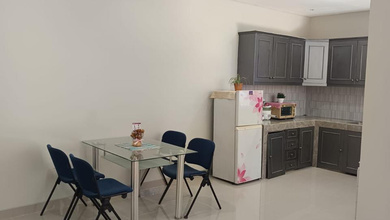 Kesempatan Rumah di Taman Holis Indah, Bandung, LB 130m², Harga 1,75 Miliar